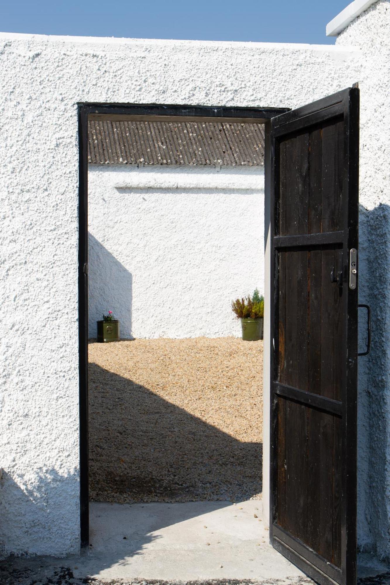 Hill House Lodge Sleeps 6 Overlooking The Rock Of Cashel Кашел Экстерьер фото